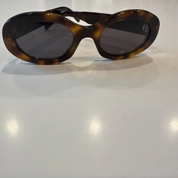 Celine Triomphe Oval Sunglasses - Picture 1 of 4